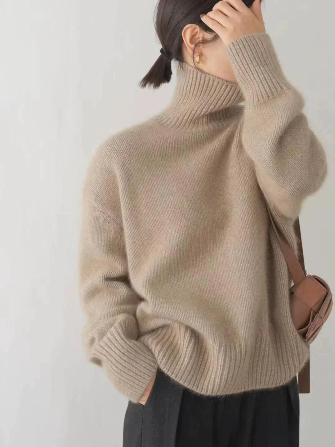 Larine | Sweter z golfem