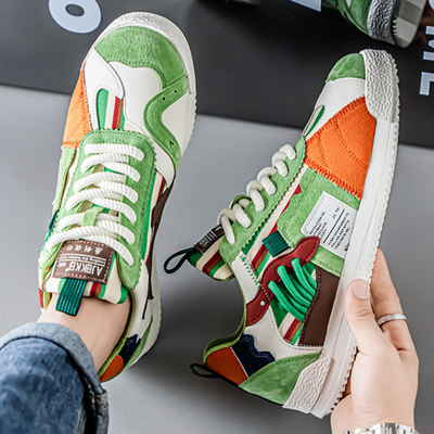 LION | RETRO TRAMPKI