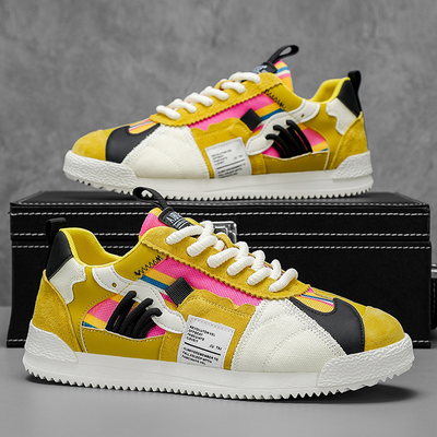 LION | RETRO TRAMPKI