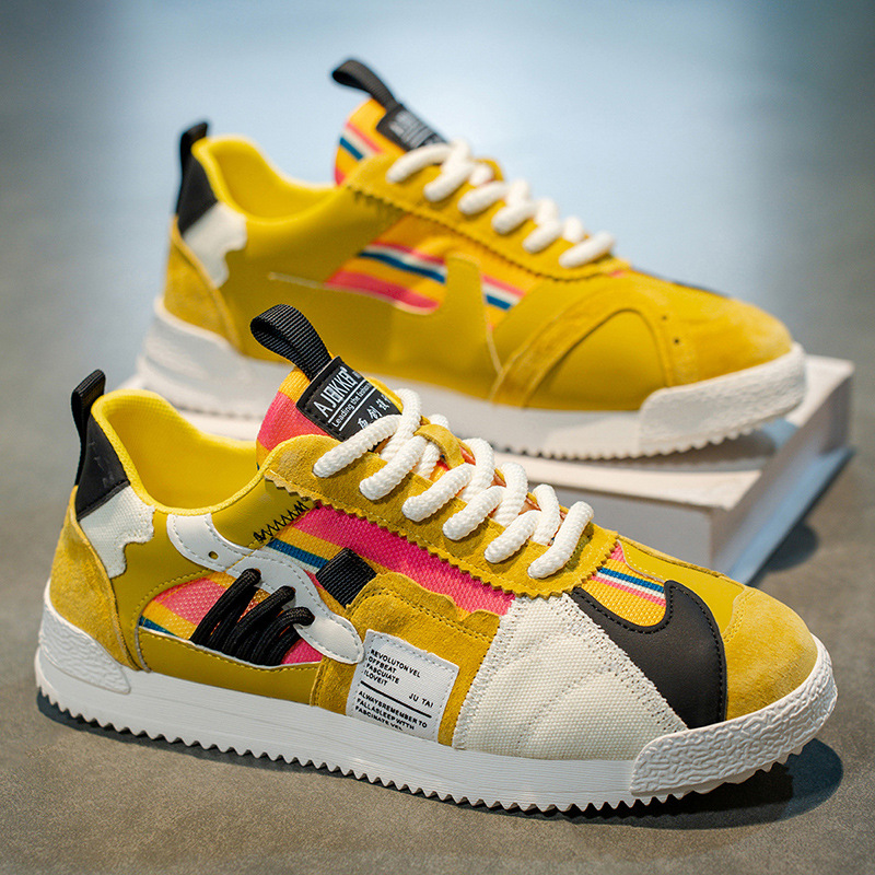 LION | RETRO TRAMPKI